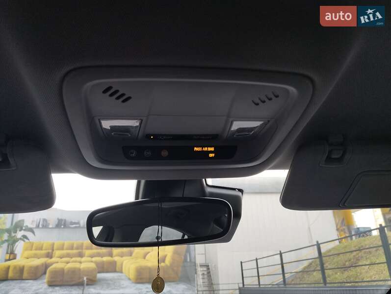 Хетчбек Chevrolet Volt 2016 в Тернополі