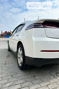 Хэтчбек Chevrolet Volt 2015 в Тернополе