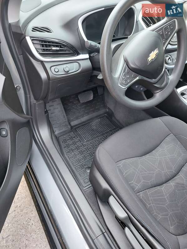 Хетчбек Chevrolet Volt 2017 в Обухові фото 16 Хетчбек Chevrolet Volt 2017 в Обухові