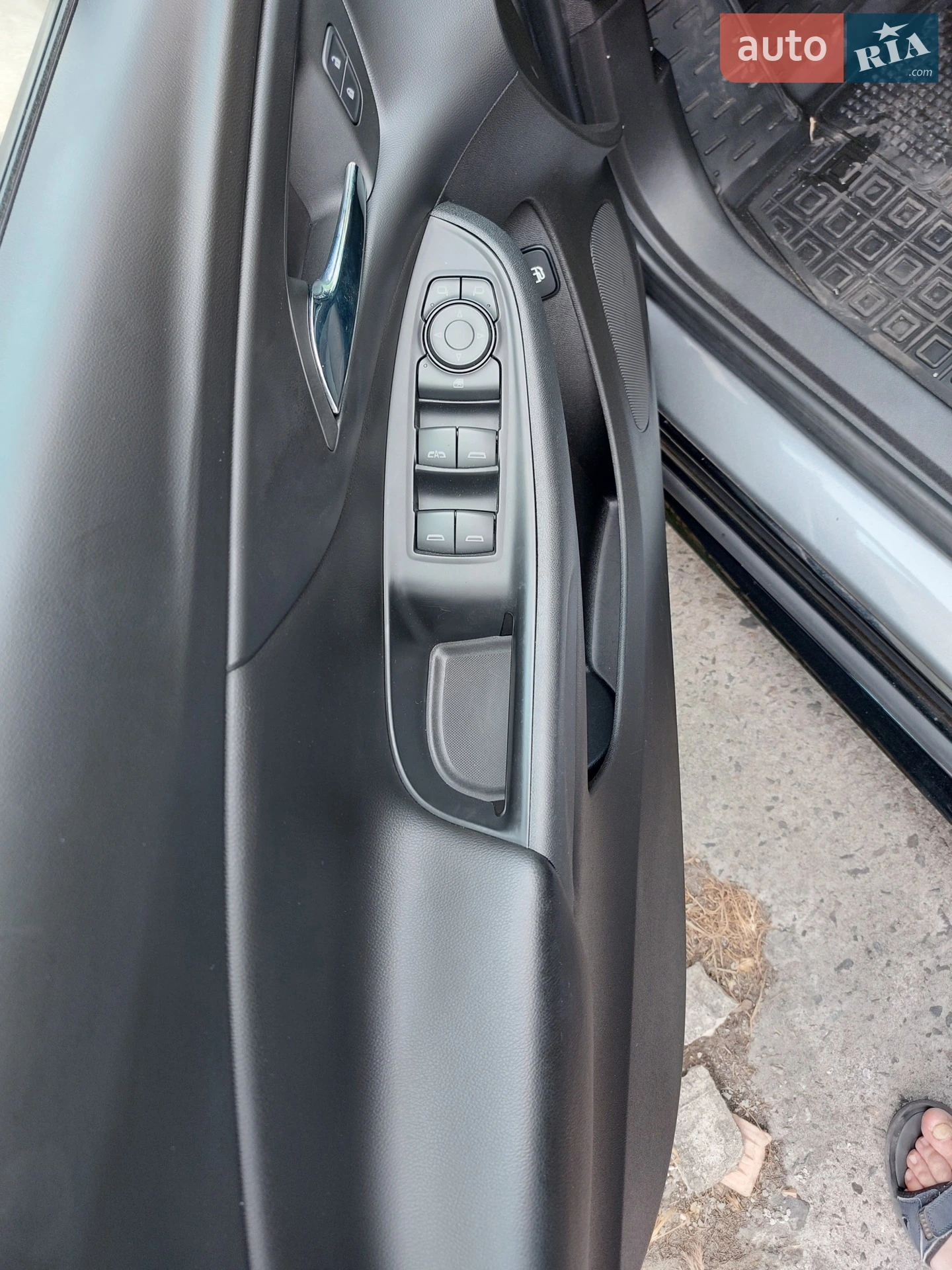 2017 Chevrolet Volt - мініатюра 32