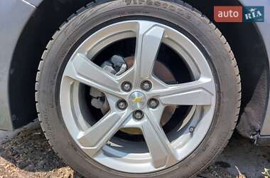 Хэтчбек Chevrolet Volt 2017 в 