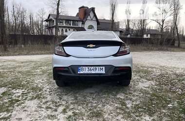 Хэтчбек Chevrolet Volt 2016 в 