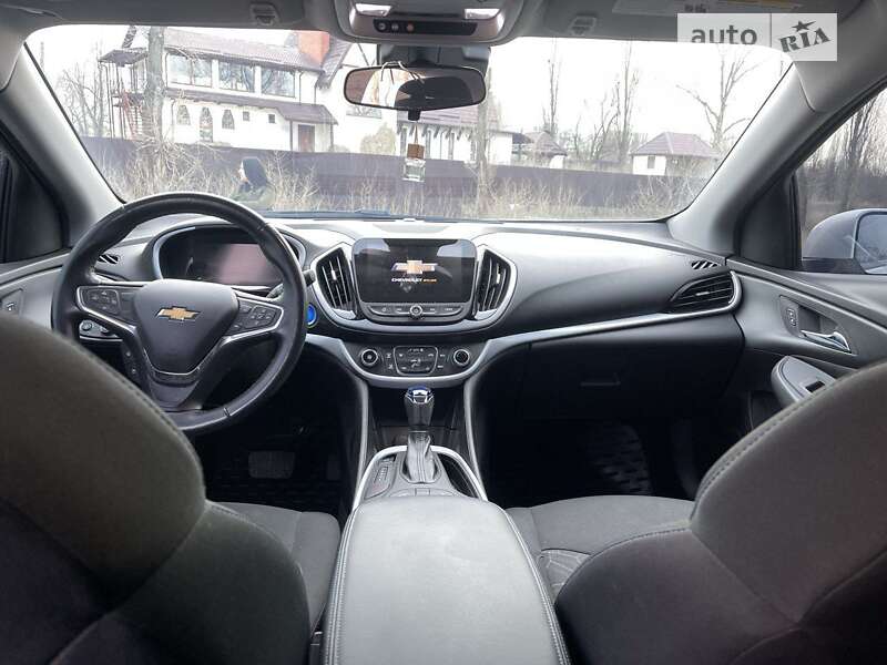 Хэтчбек Chevrolet Volt 2016 в Кременчуге