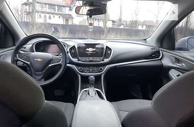 Хэтчбек Chevrolet Volt 2016 в 