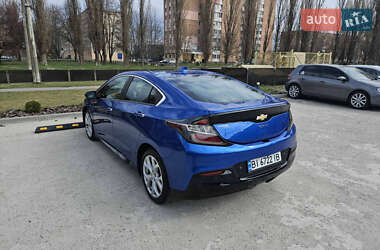 Хэтчбек Chevrolet Volt 2015 в 