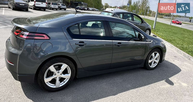 Хэтчбек Chevrolet Volt 2011 в Виннице