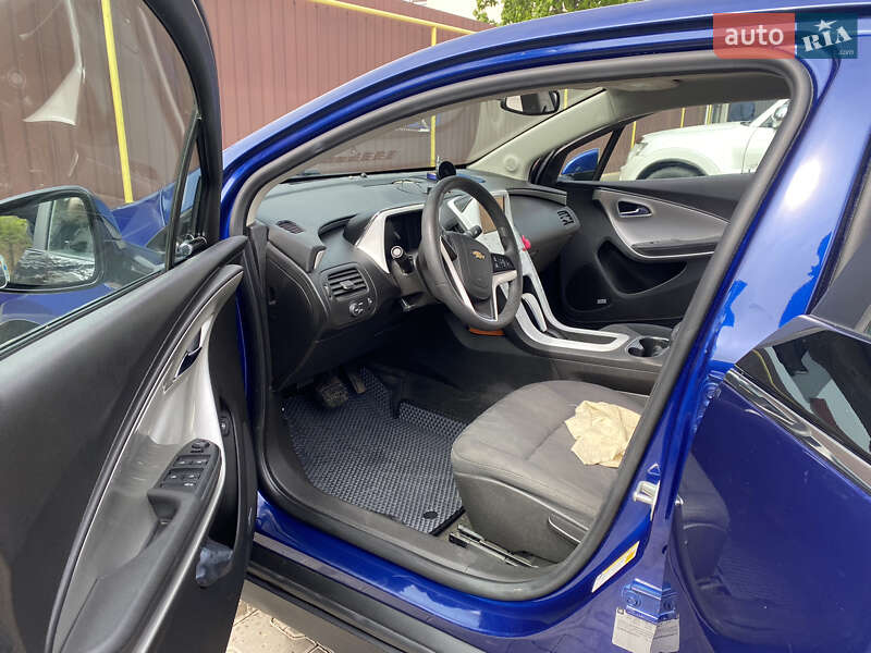 Хэтчбек Chevrolet Volt 2012 в Одессе