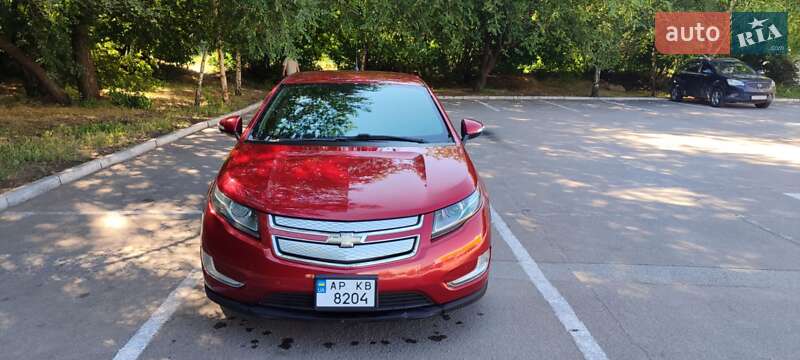 Хетчбек Chevrolet Volt 2013 в 