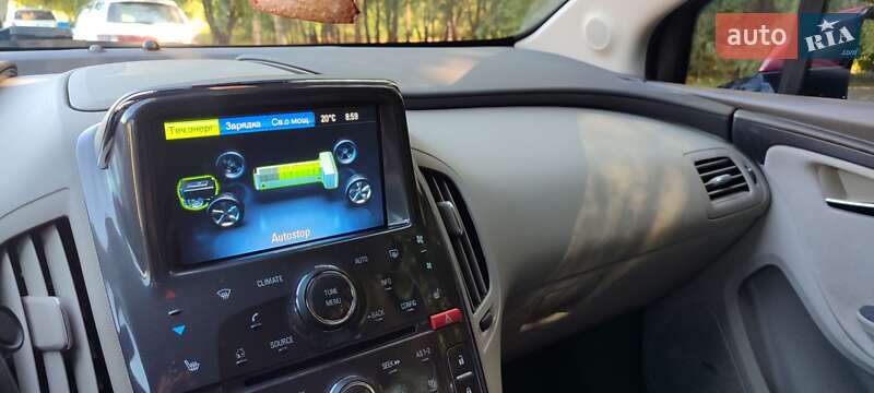Хэтчбек Chevrolet Volt 2013 в Запорожье