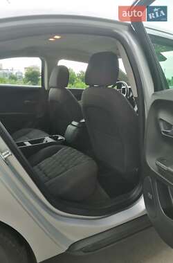 Хэтчбек Chevrolet Volt 2013 в 