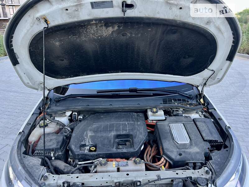 Хэтчбек Chevrolet Volt 2013 в Одессе