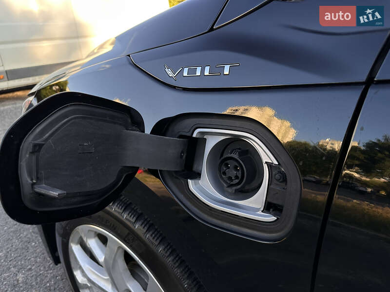 Хэтчбек Chevrolet Volt 2017 в Львове