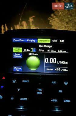 Хэтчбек Chevrolet Volt 2013 в 