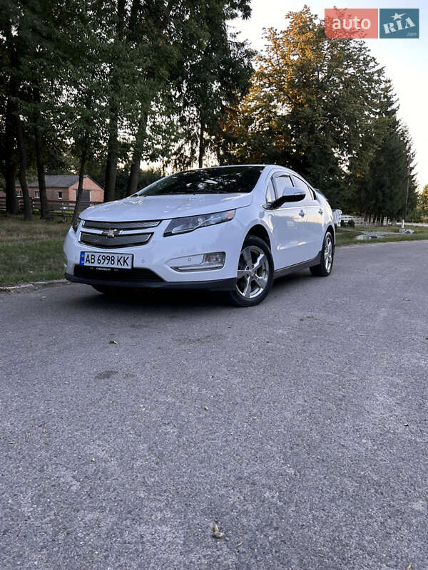 Хэтчбек Chevrolet Volt 2012 в Ильинцах