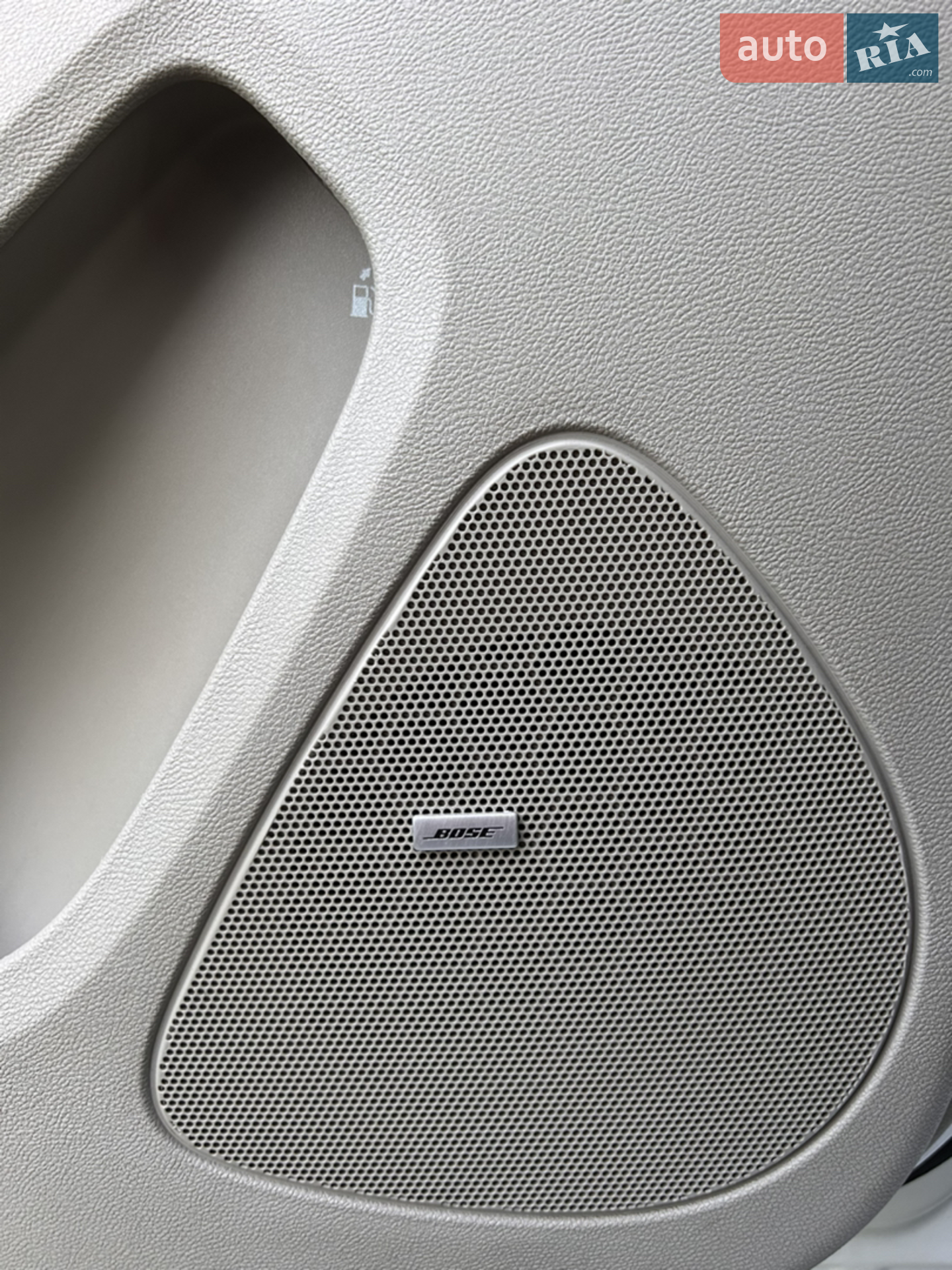 2012 Chevrolet Volt - мініатюра 21