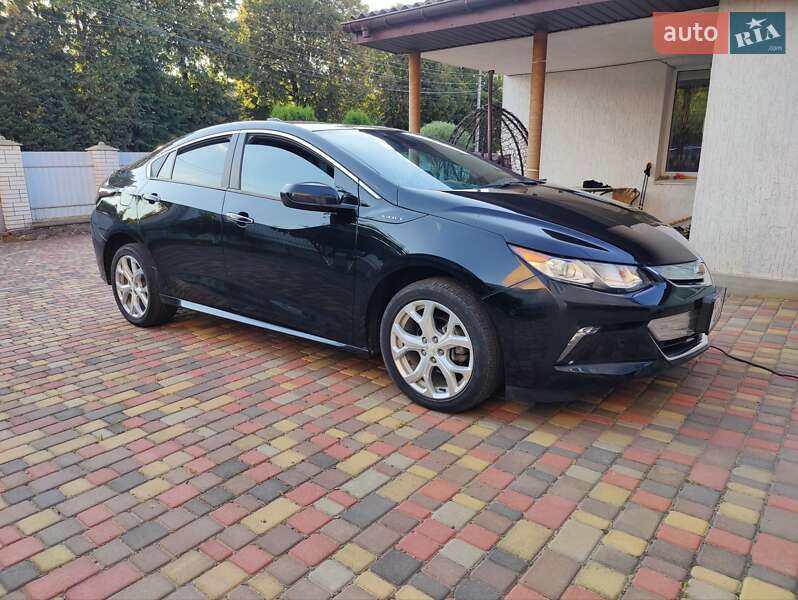 Хетчбек Chevrolet Volt 2016 в Житомирі