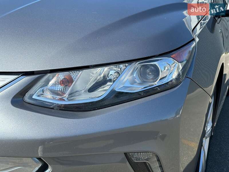 Хетчбек Chevrolet Volt 2018 в Києві