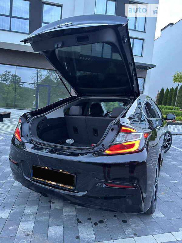 Хетчбек Chevrolet Volt 2018 в Ужгороді фото 4 Хетчбек Chevrolet Volt 2018 в Ужгороді