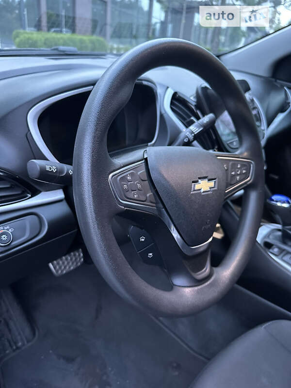 Хетчбек Chevrolet Volt 2018 в Ужгороді фото 13 Хетчбек Chevrolet Volt 2018 в Ужгороді