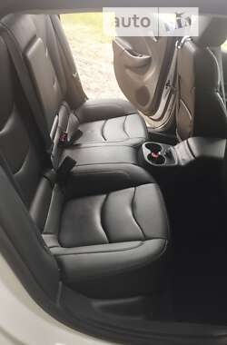 Хэтчбек Chevrolet Volt 2015 в 