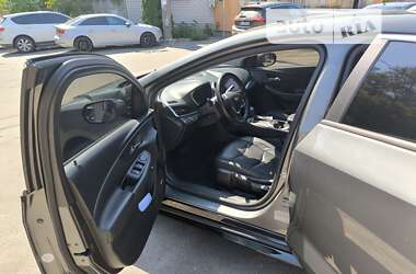 Хэтчбек Chevrolet Volt 2017 в 