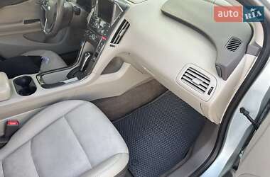 Хэтчбек Chevrolet Volt 2013 в 