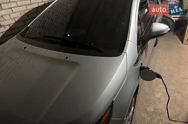 Хэтчбек Chevrolet Volt 2013 в 