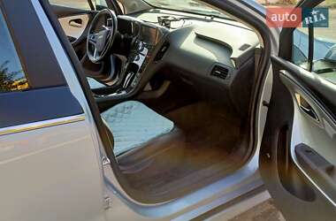 Хэтчбек Chevrolet Volt 2013 в 
