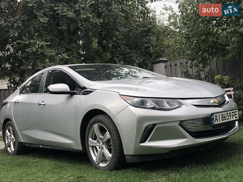 Хэтчбек Chevrolet Volt 2018 в Киеве