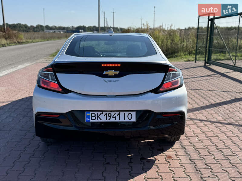 Хэтчбек Chevrolet Volt 2016 в Ровно фото 8 Хэтчбек Chevrolet Volt 2016 в Ровно
