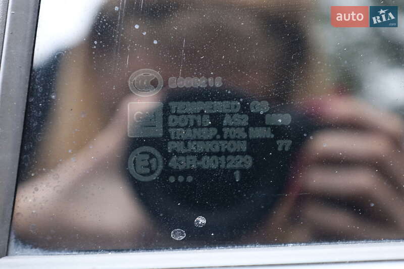 Хэтчбек Chevrolet Volt 2011 в Чернигове