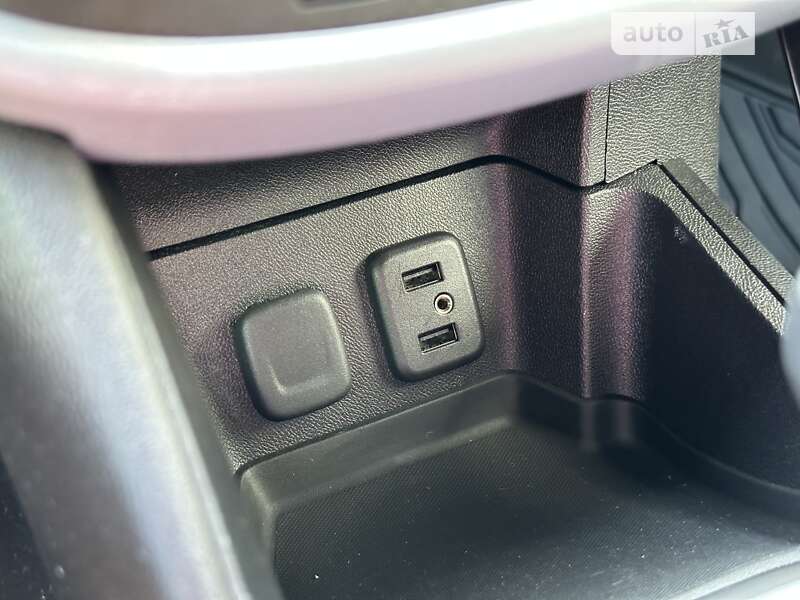 Хэтчбек Chevrolet Volt 2017 в Киеве фото 9 Хэтчбек Chevrolet Volt 2017 в Киеве