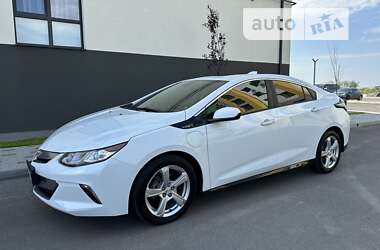 Хэтчбек Chevrolet Volt 2017 в Киеве