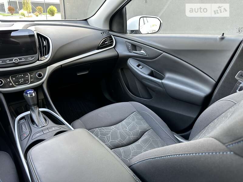 Хэтчбек Chevrolet Volt 2017 в Киеве фото 24 Хэтчбек Chevrolet Volt 2017 в Киеве