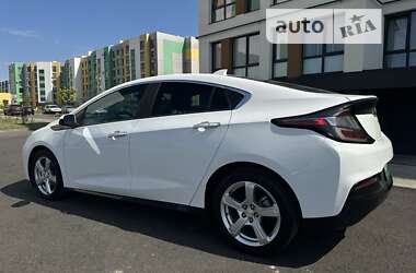 Хэтчбек Chevrolet Volt 2017 в Киеве