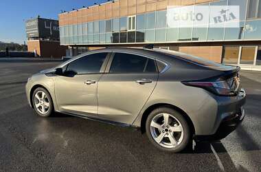 Хэтчбек Chevrolet Volt 2016 в Киеве