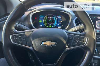 Хэтчбек Chevrolet Volt 2016 в Киеве