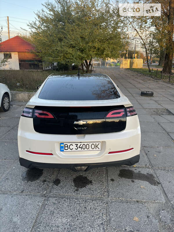 Хетчбек Chevrolet Volt 2011 в Львові