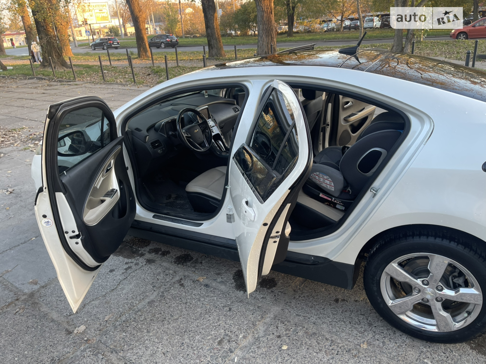 2011 Chevrolet Volt - мініатюра 8