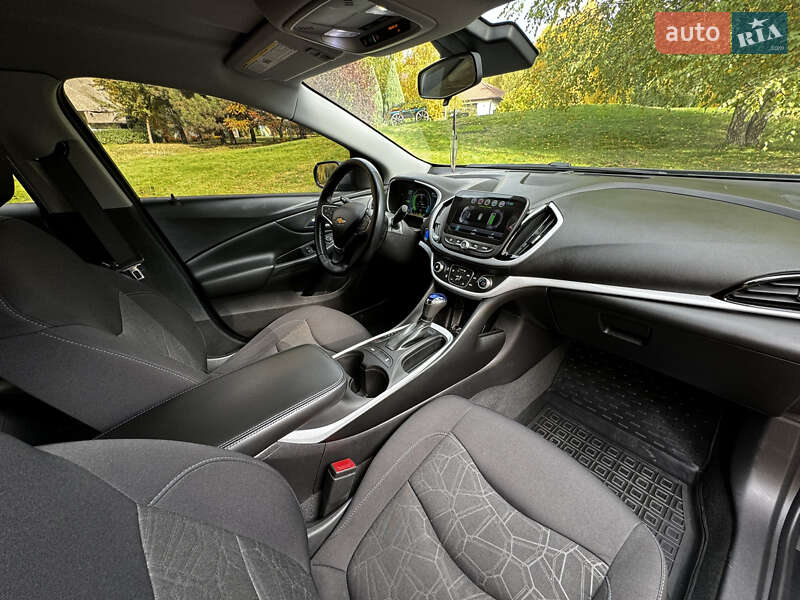 Хэтчбек Chevrolet Volt 2017 в Харькове
