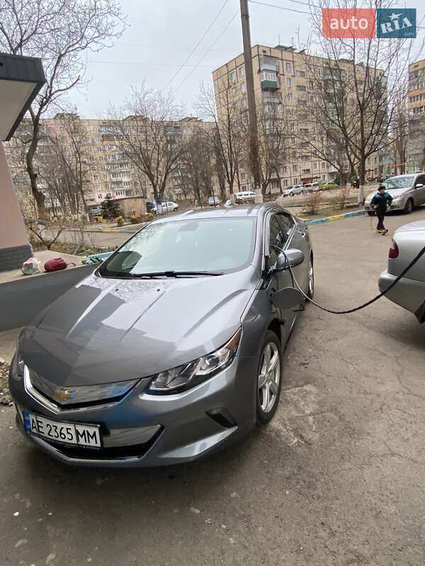 Хэтчбек Chevrolet Volt 2018 в Кривом Роге