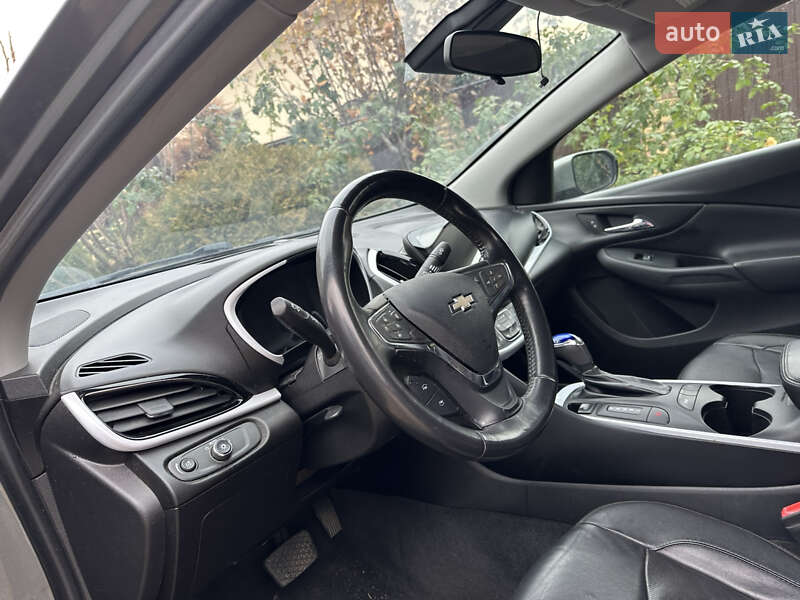 Хэтчбек Chevrolet Volt 2016 в Одессе фото 12 Хэтчбек Chevrolet Volt 2016 в Одессе