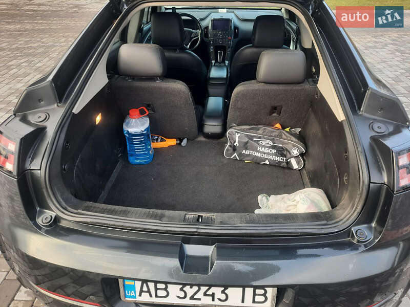 Хэтчбек Chevrolet Volt 2013 в Виннице