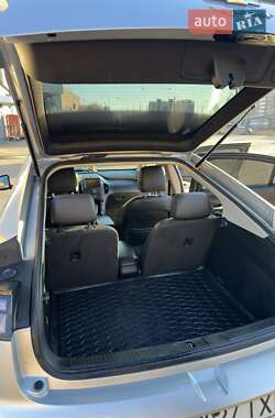 Хэтчбек Chevrolet Volt 2015 в 