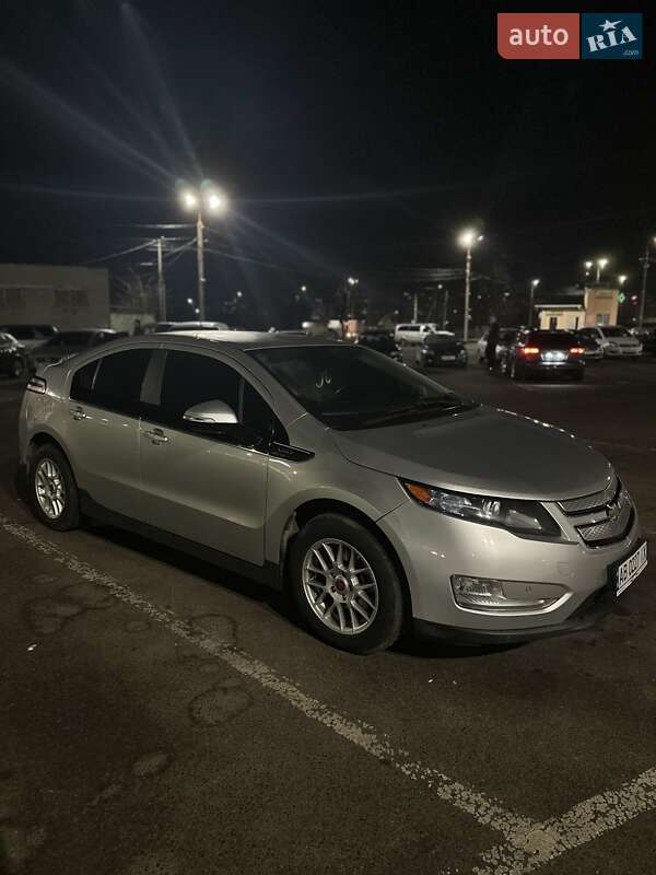 Хэтчбек Chevrolet Volt 2015 в 