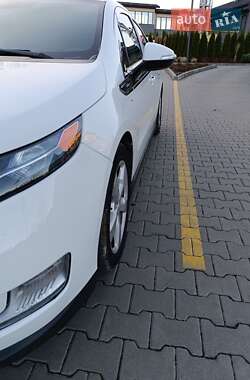 Хэтчбек Chevrolet Volt 2015 в 