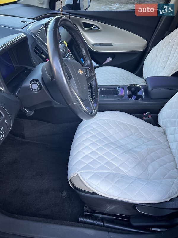 Хетчбек Chevrolet Volt 2011 в Бориславі