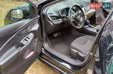 Хэтчбек Chevrolet Volt 2016 в 