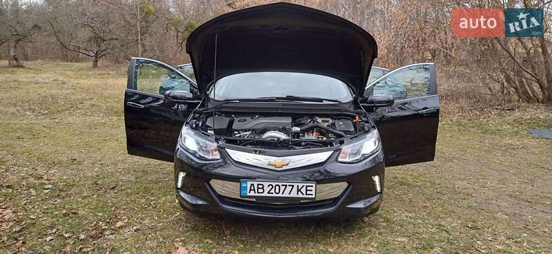 Хэтчбек Chevrolet Volt 2016 в Виннице