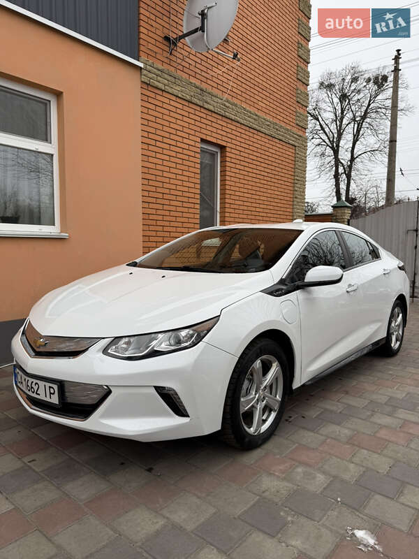 Хетчбек Chevrolet Volt 2016 в Черкасах